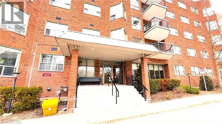 300 KEATS Way Unit# 207, Waterloo