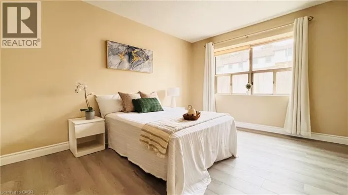 300 KEATS Way Unit# 207, Waterloo