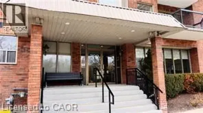 300 KEATS Way Unit# 207, Waterloo