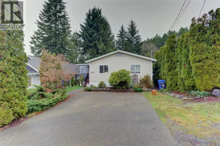 300 Lake Park Rd, Lake Cowichan