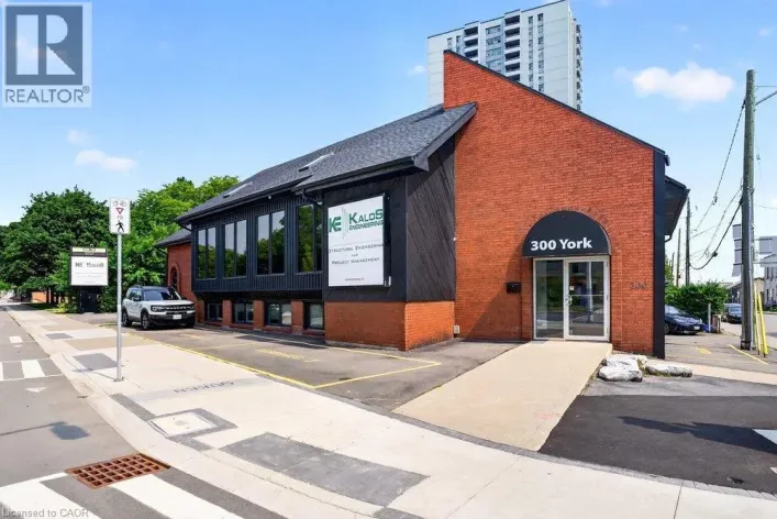 300 YORK Boulevard, Hamilton