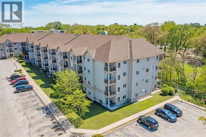 3000 SANDWICH STREET Unit# 414, Windsor