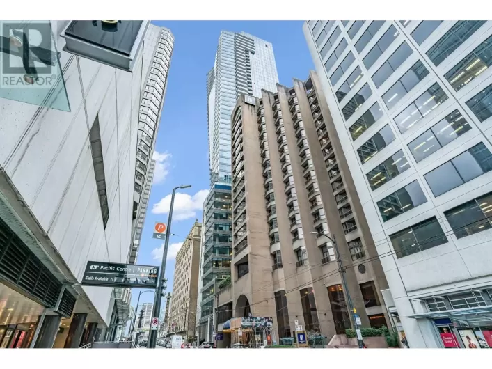 3002 667 HOWE STREET, Vancouver