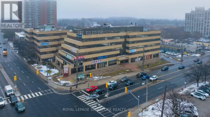 300-308 - 4002 SHEPPARD AVENUE E, Toronto