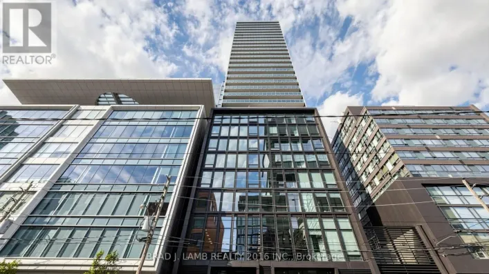 Apartment for sale: 3004 - 284 KING STREET E, Toronto