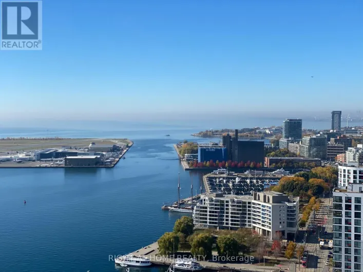 3008 - 270 QUEENS QUAY, Toronto