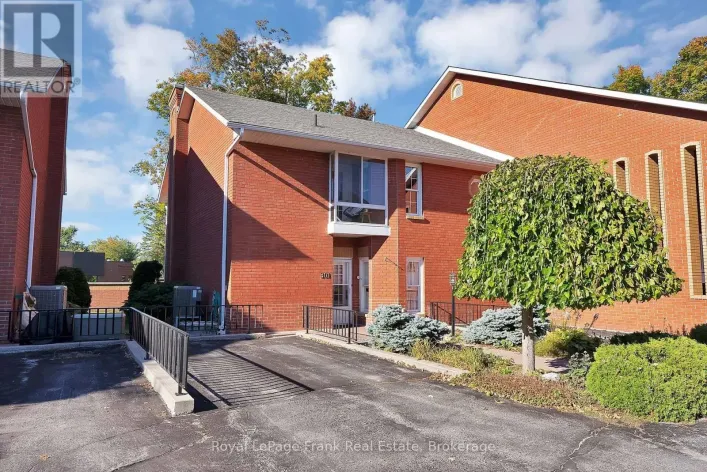 301 - 1 SHERWOOD STREET, Kawartha Lakes