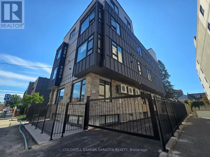 301 - 10 MCARTHUR AVENUE, Ottawa