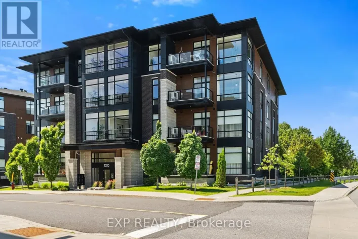 Apartment for sale: 301 - 100 CORTILE PRIVATE, Ottawa