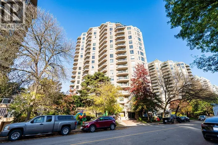 301 1185 QUAYSIDE DRIVE, New Westminster