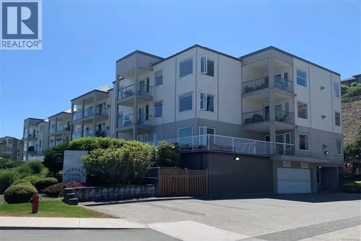 301 1350 Island Hwy S, Campbell River