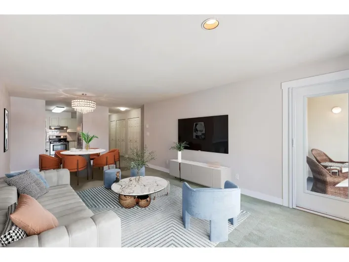 301 1378 GEORGE STREET, White Rock