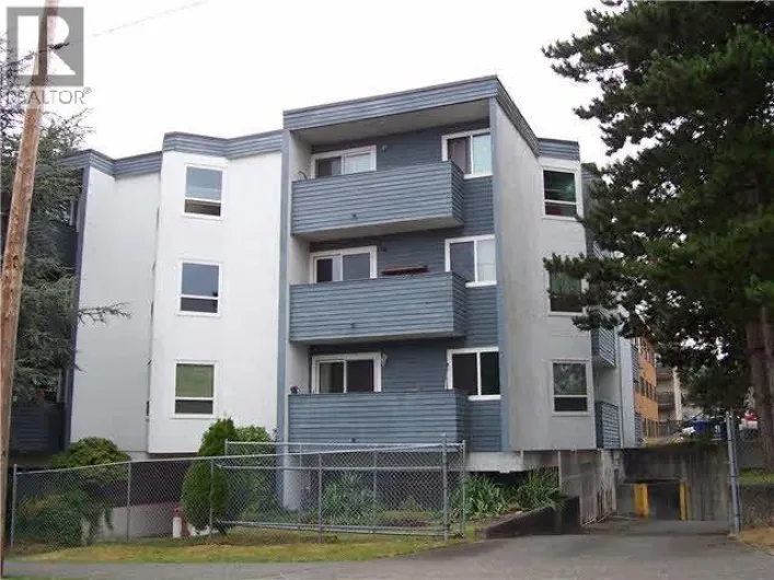 301 16 LAKEWOOD DRIVE, Vancouver