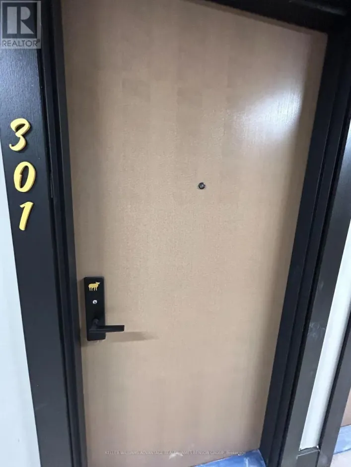 301 - 195 MCCAUL STREET, Toronto