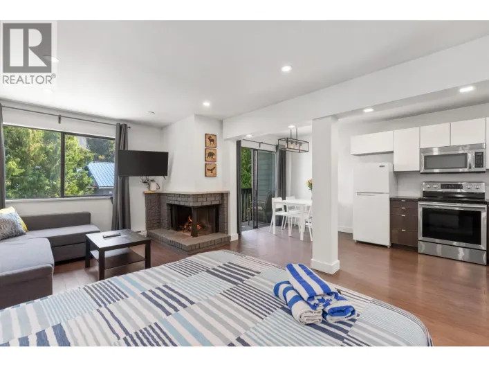 301 2129 LAKE PLACID ROAD, Whistler