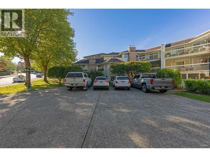 301 22514 116 AVENUE, Maple Ridge