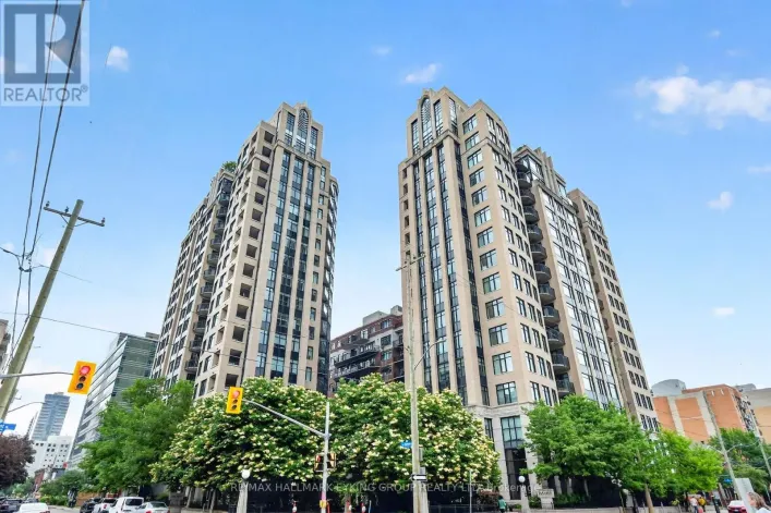 301 - 245 KENT STREET, Ottawa