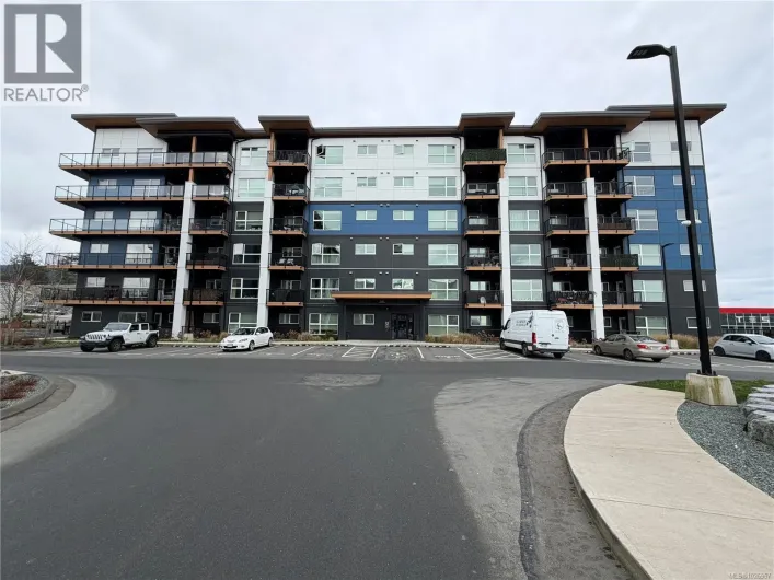 301 2461 Gateway Rd, Langford