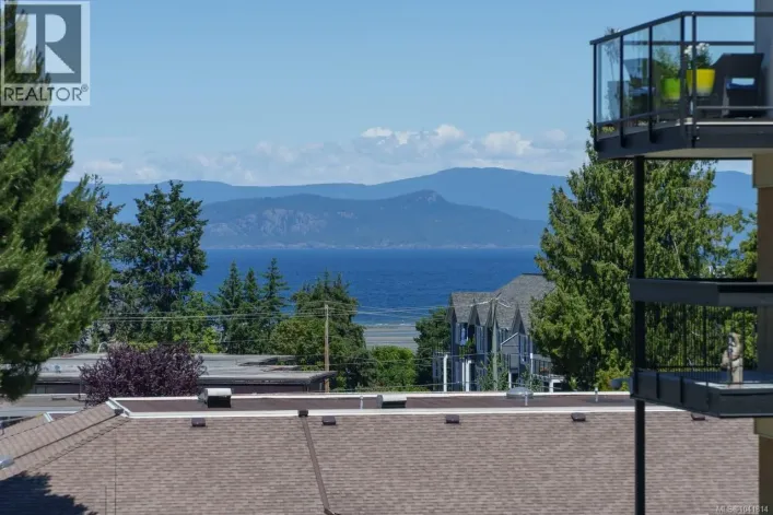 301 255 Hirst Ave, Parksville
