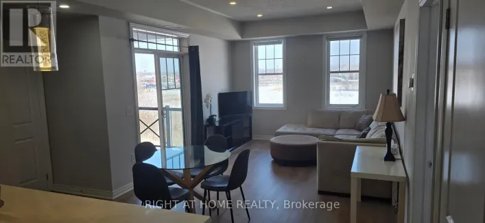 301 - 272 GEORGIAN DRIVE, Oakville