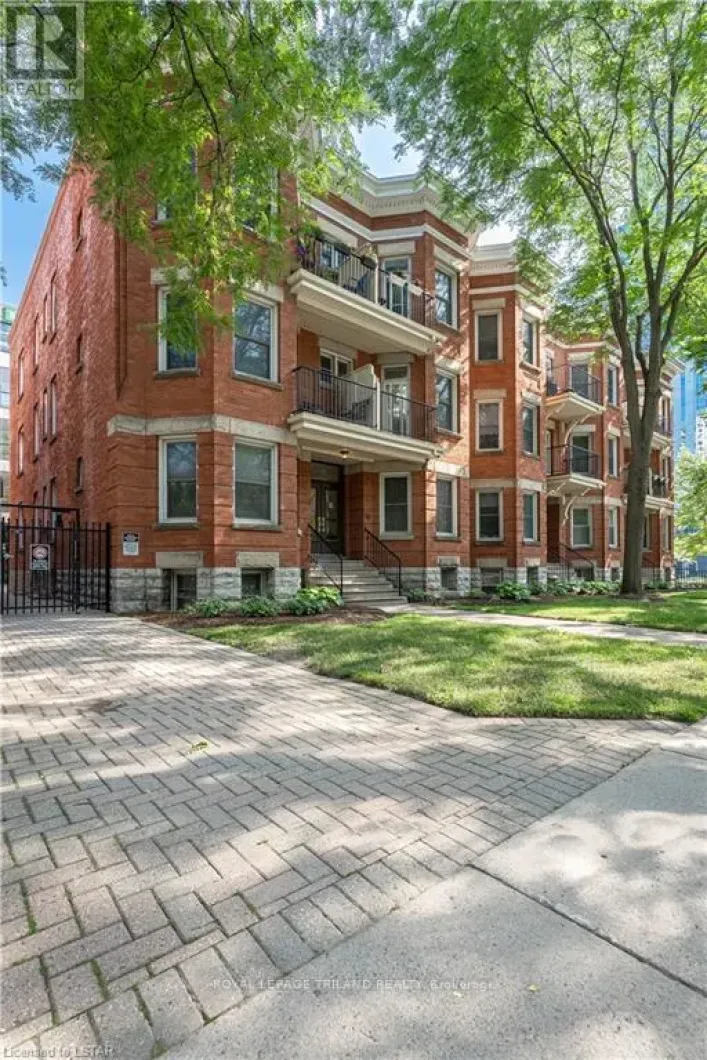 301 - 275 QUEENS AVENUE, London East