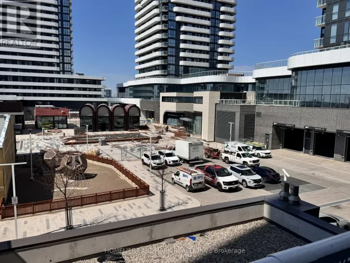 301 - 28 INTERCHANGE WAY, Vaughan