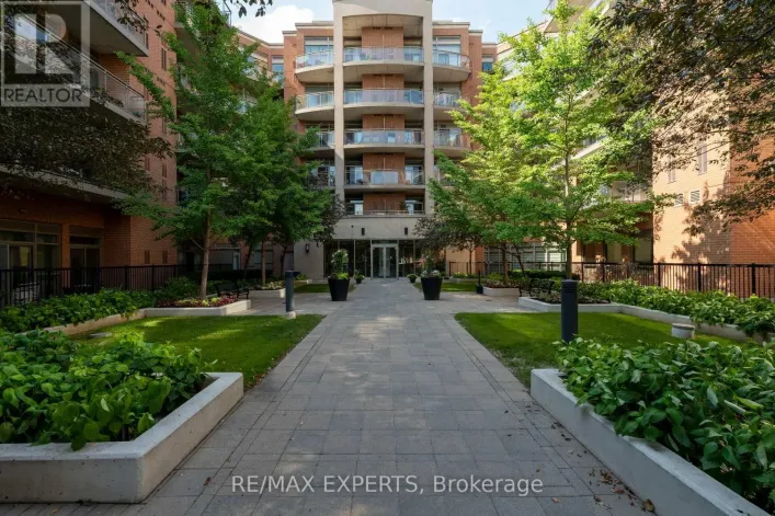 301 - 281 WOODBRIDGE AVENUE, Vaughan