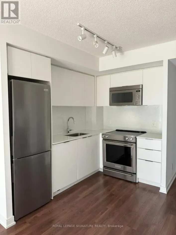 301 - 30 SAMUEL WOOD WAY, Toronto