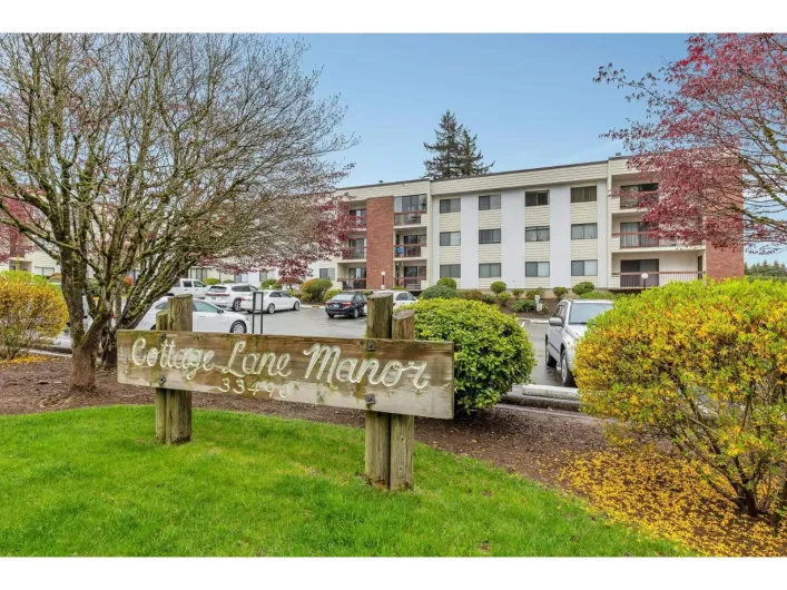 301 33490 COTTAGE LANE, Abbotsford