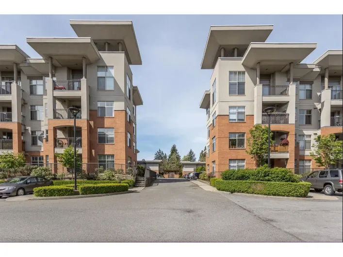 301 33546 HOLLAND AVENUE, Abbotsford