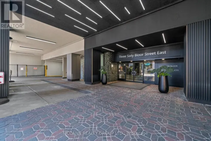 301 - 360 BLOOR STREET E, Toronto