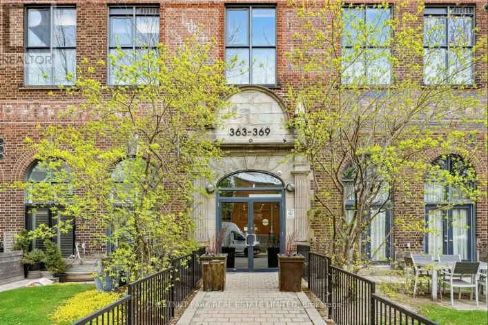 301 - 363 SORAUREN AVENUE, Toronto