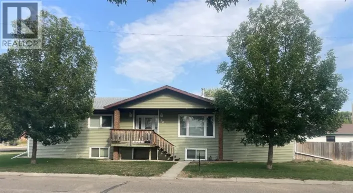 301 4 Avenue, Bassano