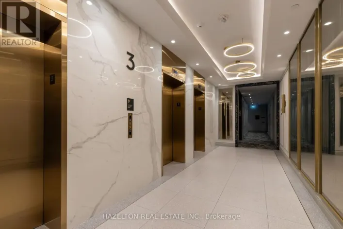 301 - 455 WELLINGTON STREET W, Toronto