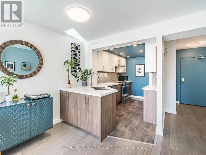 301 - 456 COLLEGE STREET, Toronto