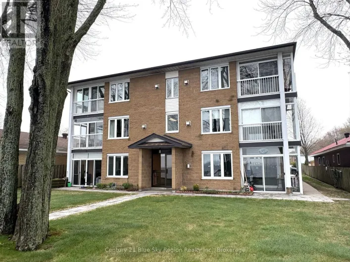 301 - 469 LAKESHORE DRIVE S, North Bay
