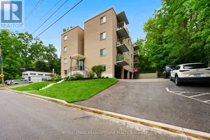 301 - 49 PARK AVENUE, Halton Hills