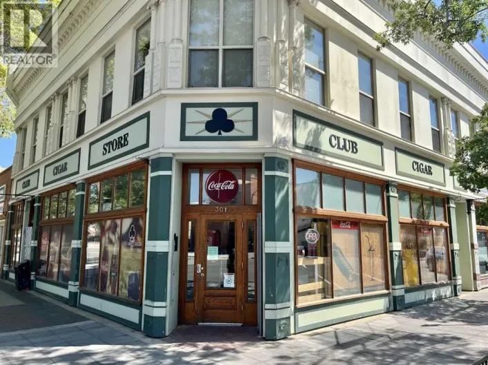 301 5 Street S, Lethbridge