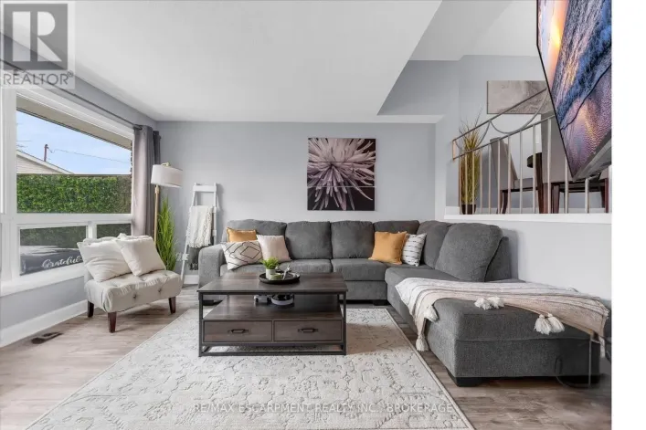 301 - 5 VIKING COURT, Grimsby