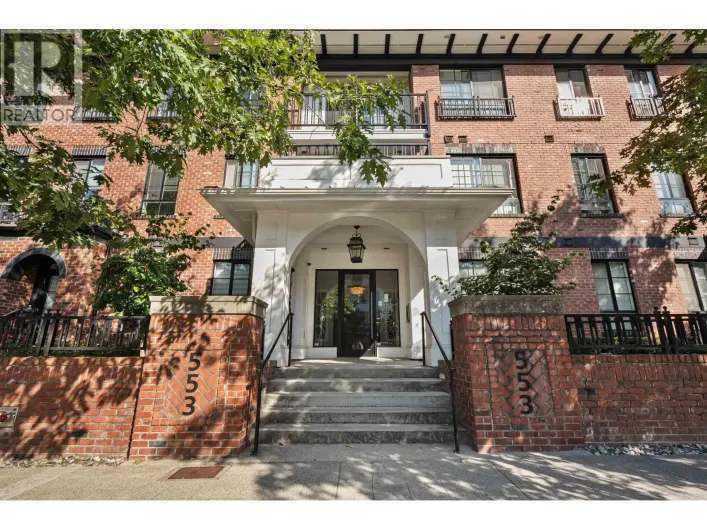 301 553 FOSTER AVENUE, Coquitlam