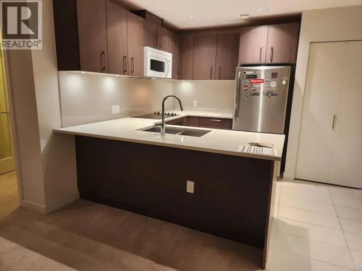 301 5981 GRAY AVENUE, Vancouver
