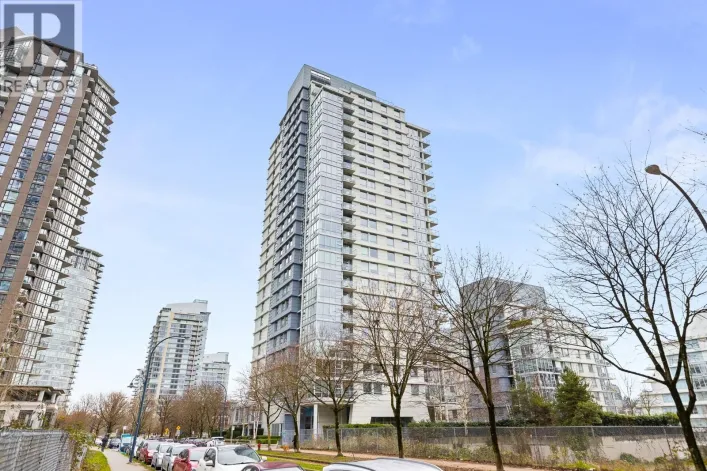 301 638 BEACH CRESCENT, Vancouver