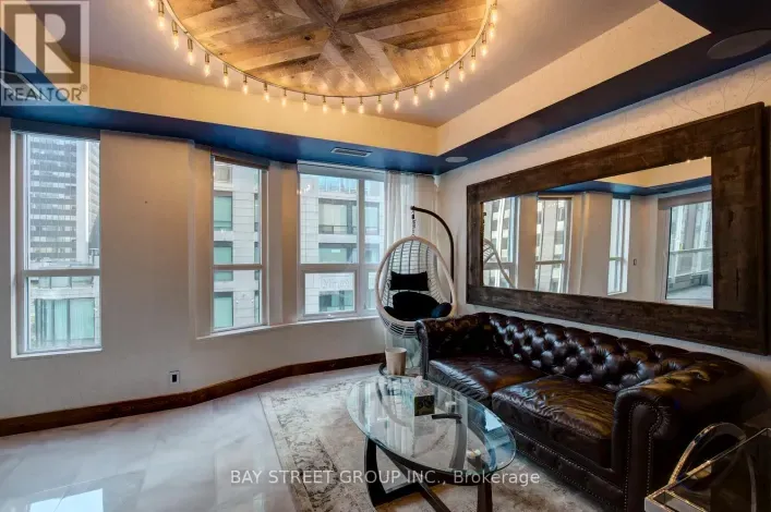 301 - 68 YORKVILLE AVENUE, Toronto