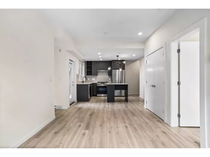 301 7920 206 STREET, Langley