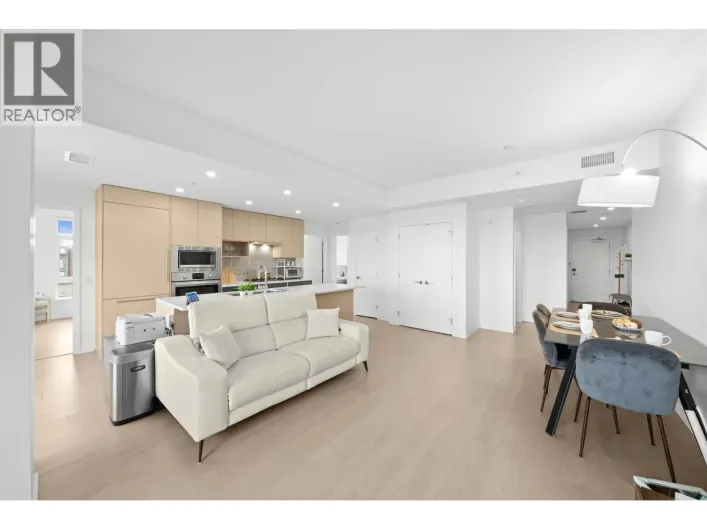 301 8888 OSLER STREET, Vancouver