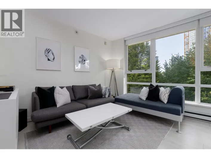 301 928 BEATTY STREET, Vancouver