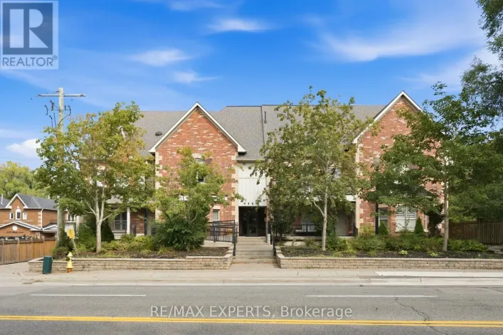 301 - 9589 KEELE STREET, Vaughan