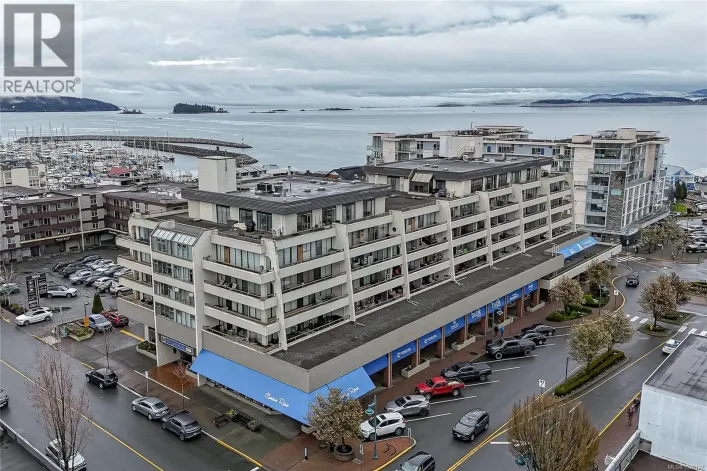 301 9805 Second St, Sidney