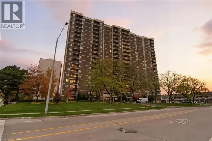 301 FRANCES Avenue Unit# 1503, Stoney Creek