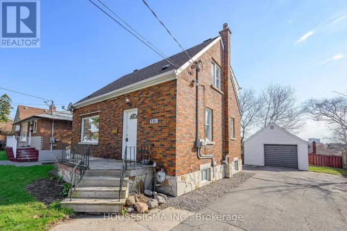 301 GIBBONS STREET, Oshawa